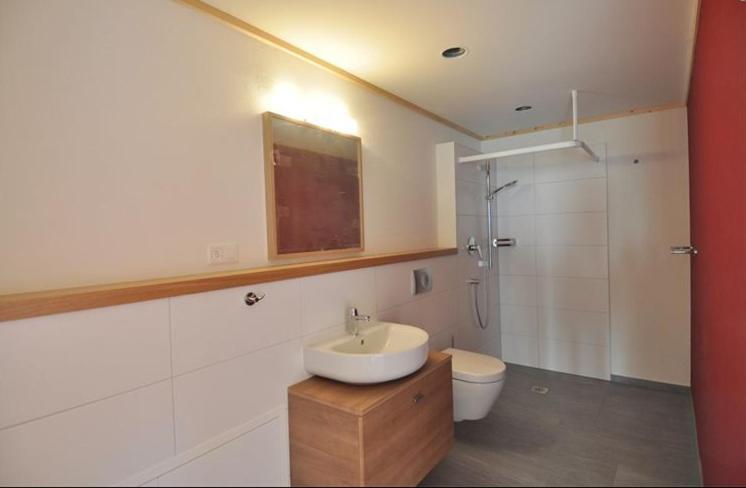 Apartamento Chasa Paoletta Ramosch Habitación foto